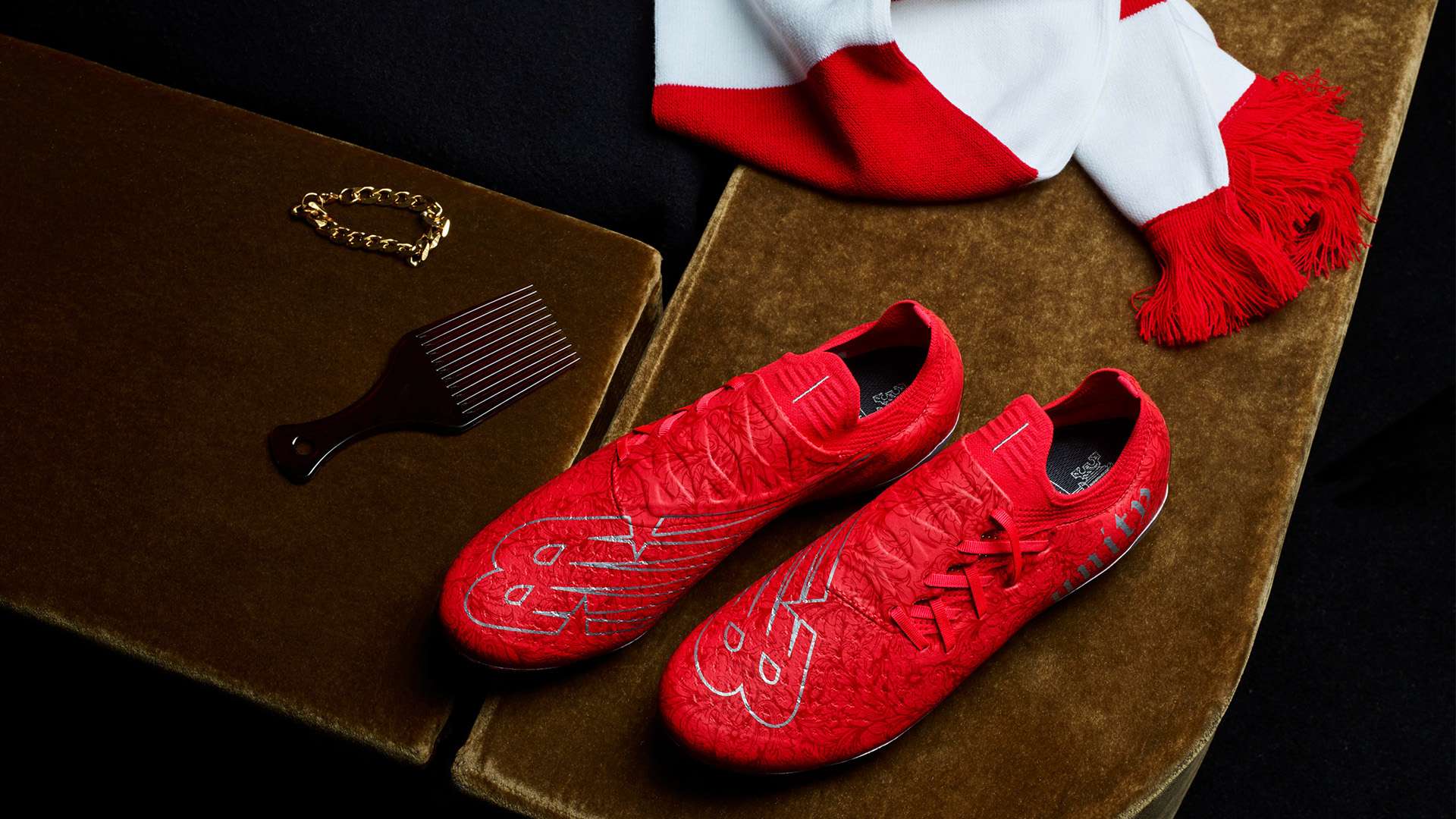 的表现无不 的表现无不